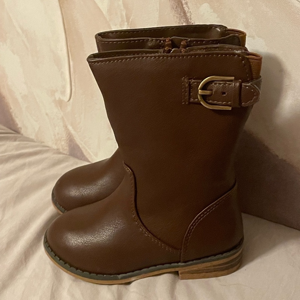 Toddler Brown Boots (Size 6)